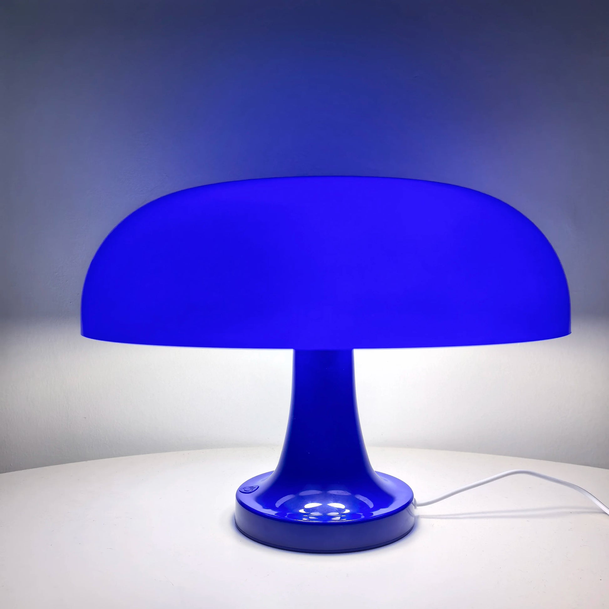 Danish Mushroom Table Lamp – Minimalist Bedside Light